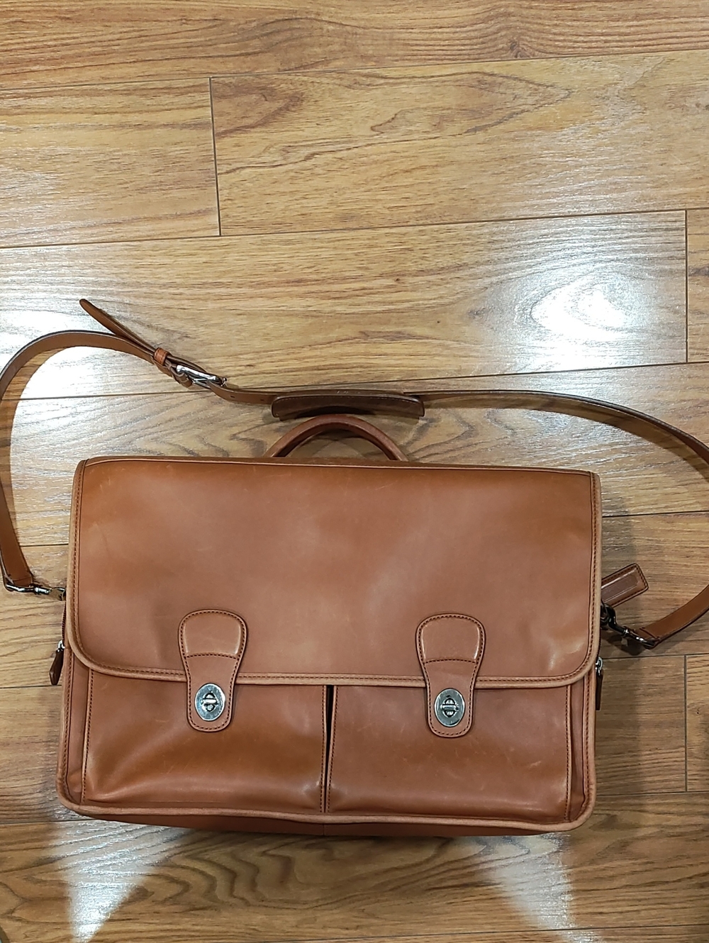 Tan Messenger Bag- Classic Professional Satchel